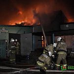 Огонь на территории базы «Композит» тушили до шести часов утра