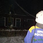 Фотофакт: в Великом Новгороде горел дом в Хутынском проезде 