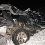 В Крестецком районе внедорожник столкнулся с фурой: погиб пассажир