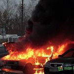 В Великом Новгороде сгорели три автомобиля