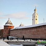 Охрана памятников требует убрать теннисный корт в кремлёвском парке Великого Новгорода 