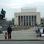 Новгородская область согласилась провести свои дни возле ТЮЗа в Петербурге 