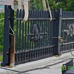 Фотофакт: на мост Александра Невского вернули ограждения