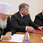 Новгородские профсоюзы подписали соглашение с церковью 