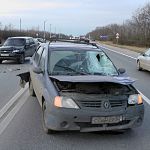 Двухлетний мальчик попал под машину в Великом Новгороде; 82-летний водитель стал участником ДТП под городом  