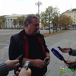 «Ведомости»: Александра Коровникова уговаривают уйти из Совета Федерации 