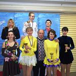 Новгородские фигуристы-любители получили кубки из рук тренера Евгения Плющенко