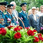 К юбилею Победы в Великом Новгороде появятся бюсты и мемориальные доски с барельефами Героев