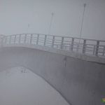 В Великом Новгороде мужчина прыгнул с пешеходного моста