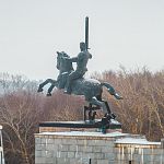 Монумент Победы в Великом Новгороде нуждается в срочном ремонте