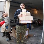 Таможня не дала добро гуманитарной помощи из Великого Новгорода для Донбасса. Но её всё равно провезли