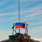 В День России известные руферы покорили крышу полпредства
