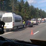 В аварии с участием новгородского микроавтобуса в Ленобласти пострадали два человека 