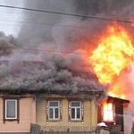 В Поддорском районе сгорел дом многодетной семьи 