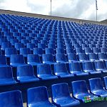 На стадионе «Волна» в Великом Новгороде установили пластиковые кресла 