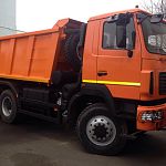 В Новгородской области угнали оранжевый грузовик с песчаного карьера 