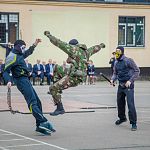 Юбилей новгородской «школы милиции» отметили с огоньком