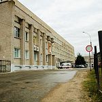 В Великом Новгороде начали штрафовать водителей за парковку у детской областной больницы