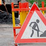 В Великом Новгороде запретили ремонтировать дороги днём по будням