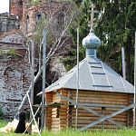 В Новгородской области освятили новую церковь. Потомок священника вернул храму икону 