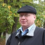 Марёвский блогер подарил губернатору водозаборную башню со скважиной