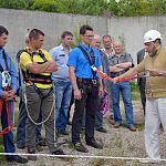 Верхолазы из Крыма обучают новгородских энергетиков работе на высоте