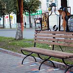 Фотофакт: на «Новмартре» появилась еще одна необычная скамейка