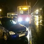 Новгородский водитель врезался в неожиданно оказавшийся рядом трамвай 