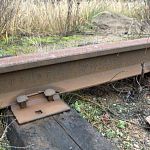 Двоим злоумышленника не смягчили наказание за разбор железной дороги в Крестецком районе