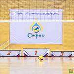 В новгородском турнире по волейболу «София» вновь победили петербурженки из университета МВД