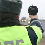 На новгородские дороги вернутся инспекторы ДПС с ручными радарами
