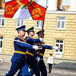 На центральной площади Великого Новгорода состоялся парад в честь Дня Победы (много фото)