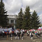Ярко и торжественно отпраздновали жители г.Сольцы День Победы