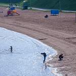 Фотофакт: в Великом Новгороде сегодня наконец-то открылся купальный сезон