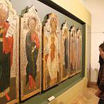 Выставка монастырских реликвий, которой предшествовала грандиозная работа, открылась в Новгородском кремле