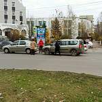 В Новгороде «Рено» подставил себя «Ладе», чтобы не сбить пешехода