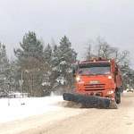В Новгородской области усилили работу по расчистке дорог от снега