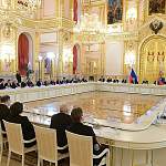 Владимир Путин заявил о важности для страны грядущего юбилея Даниила Гранина