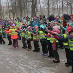 Более шестисот школьников вышли на массовую акцию в Новгородской области