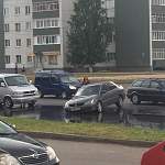 Потоп на Попова: вода неумолимо заполняет проезжую часть