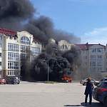 В Великом Новгороде сгорел автомобиль культовой марки, которой больше нет