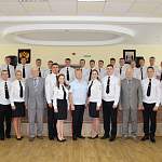 Сегодня в Великом Новгороде приветствовали молодых офицеров полиции
