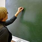 Медосмотры педагогов «за свой счёт» обсудили сегодня на заседании областной Думы