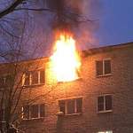 В Великом Новгороде горят две комнаты общежития на улице Ломоносова