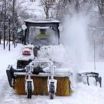 В новгородской мэрии предлагают всем желающим подзаработать на снегопаде