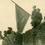  Новгородцы увидят то самое Боевое Знамя, с которым 75 лет назад освободили город  