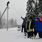 Снегопад вновь оставил часть Новгородской области без электричества 