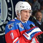Владимир Путин не исключил, что может стать профессиональным хоккеистом