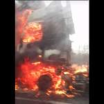 Огонь охватил водяные станции в грузовике на М-10 в Валдайском районе