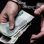 Двух бывших сотрудников новгородской ГИБДД осудили за получение взятки